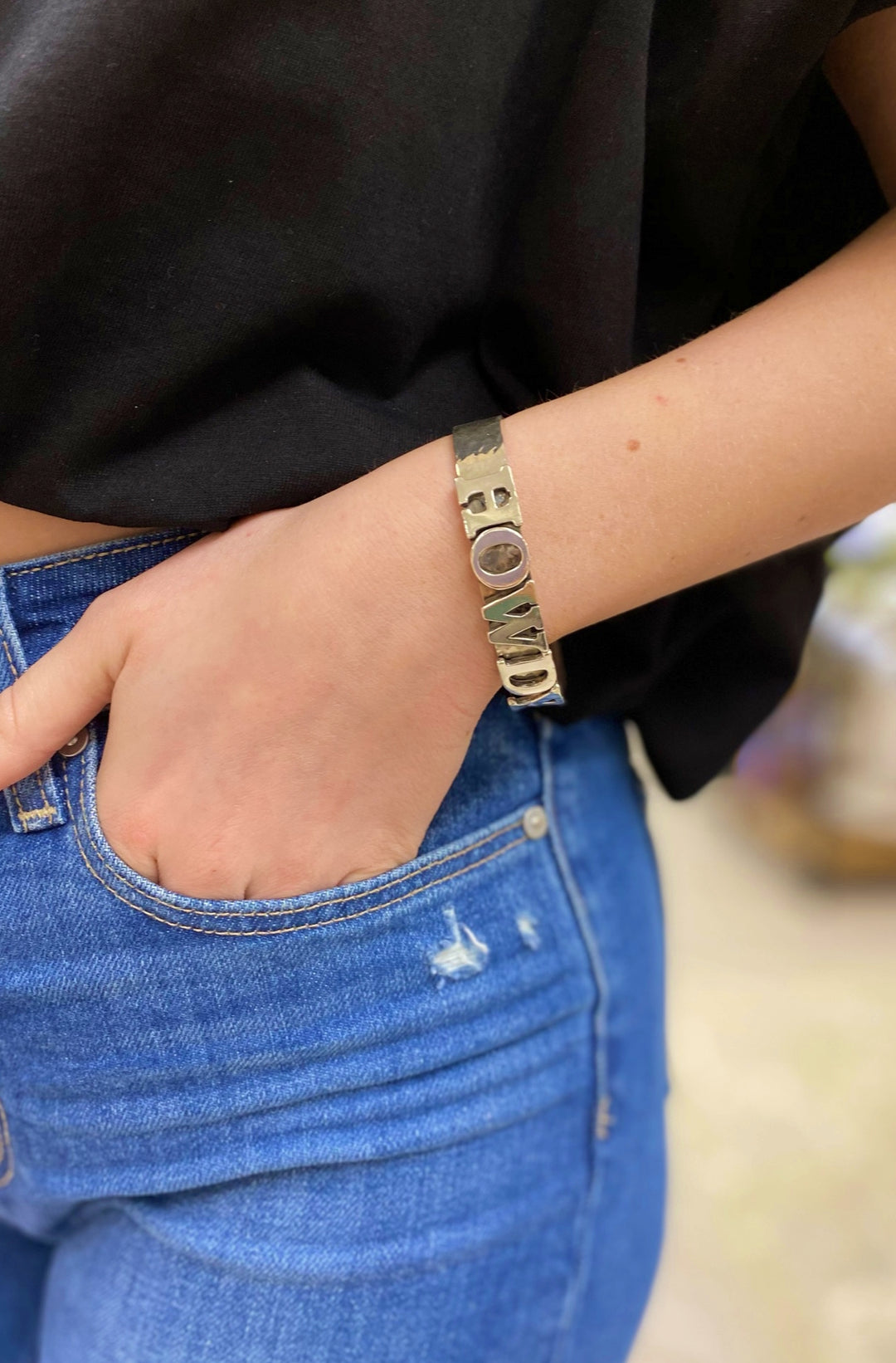 Howdy Cuff
