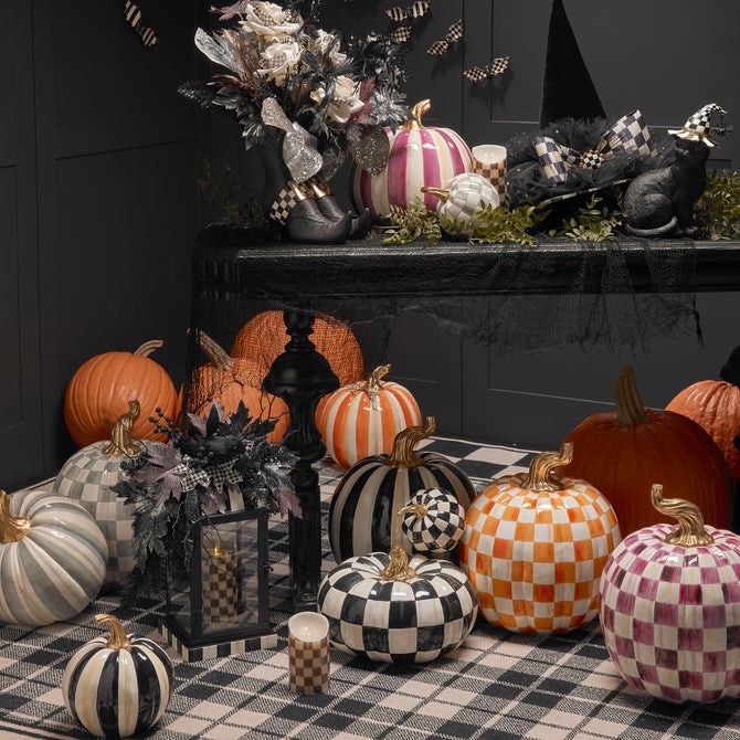 Courtly Check Squashed Glossy Pumpkin, Medium