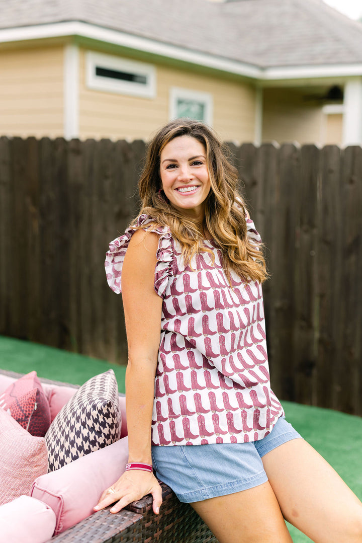 Charlie Top, Maroon Boots