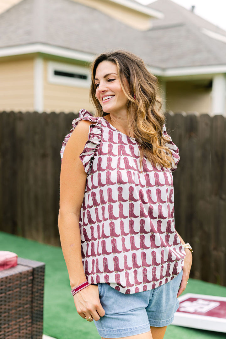 Charlie Top, Maroon Boots