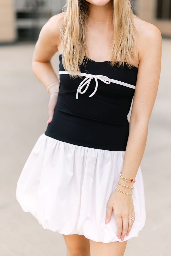 Sideline Sweetheart Dress, Black/White