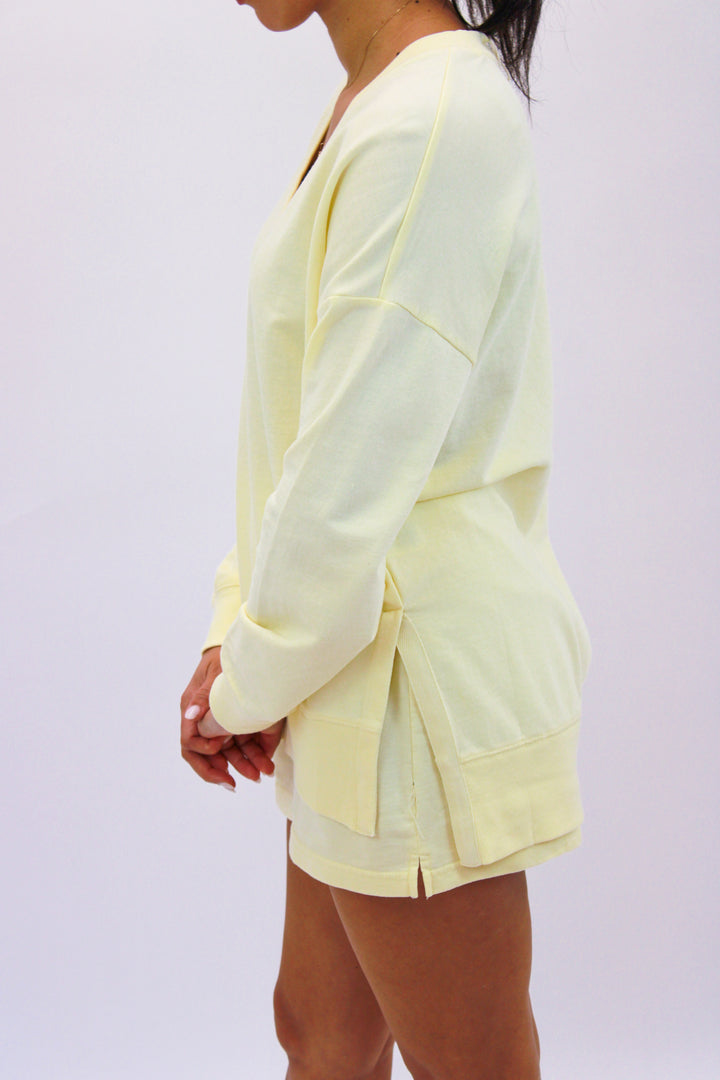 Modern V-Neck Weekender, Mellow Yellow