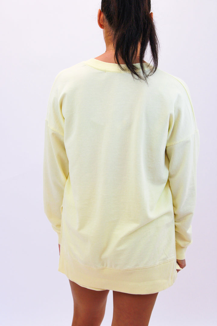 Modern V-Neck Weekender, Mellow Yellow