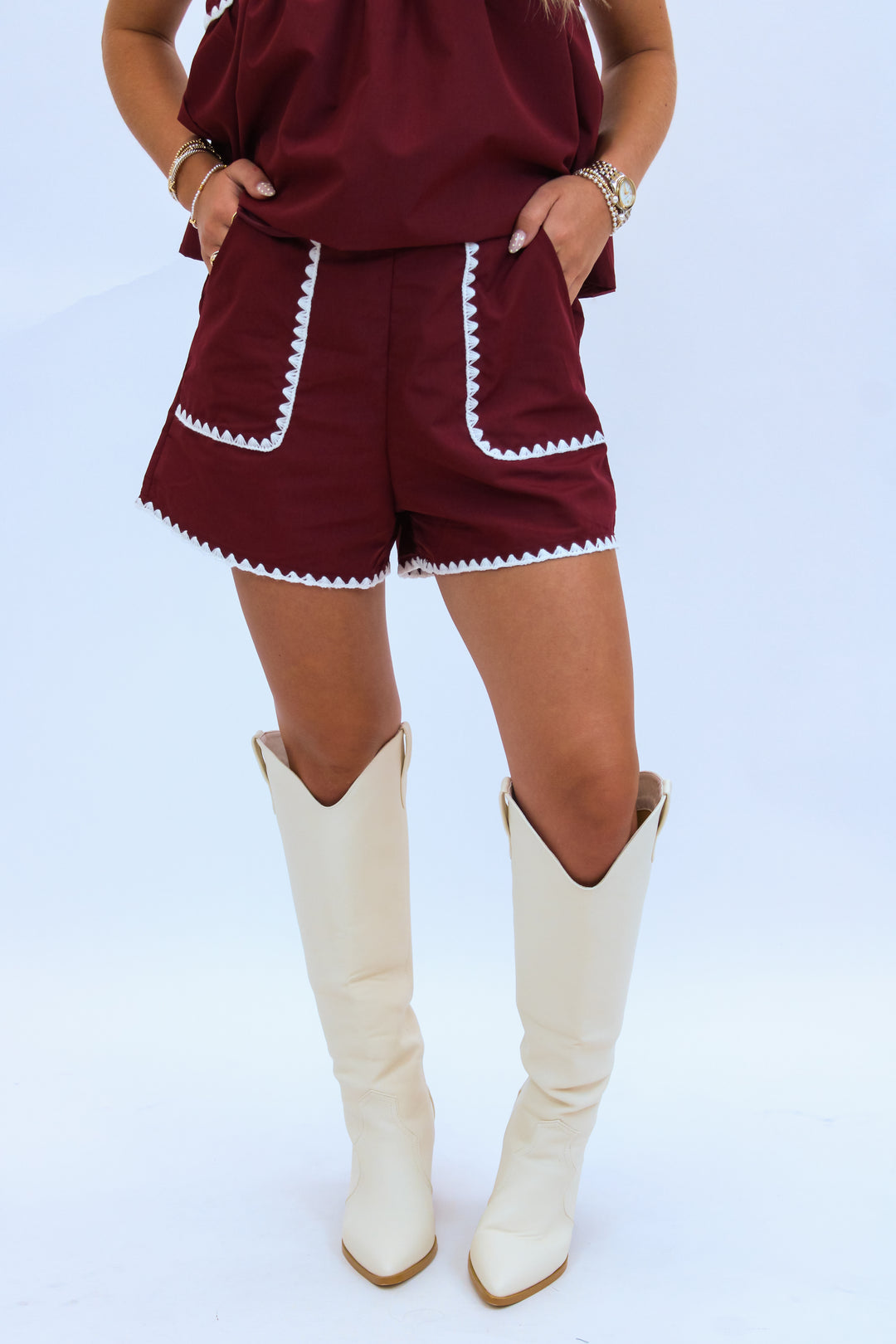 Spirit Walk Style Shorts, Maroon