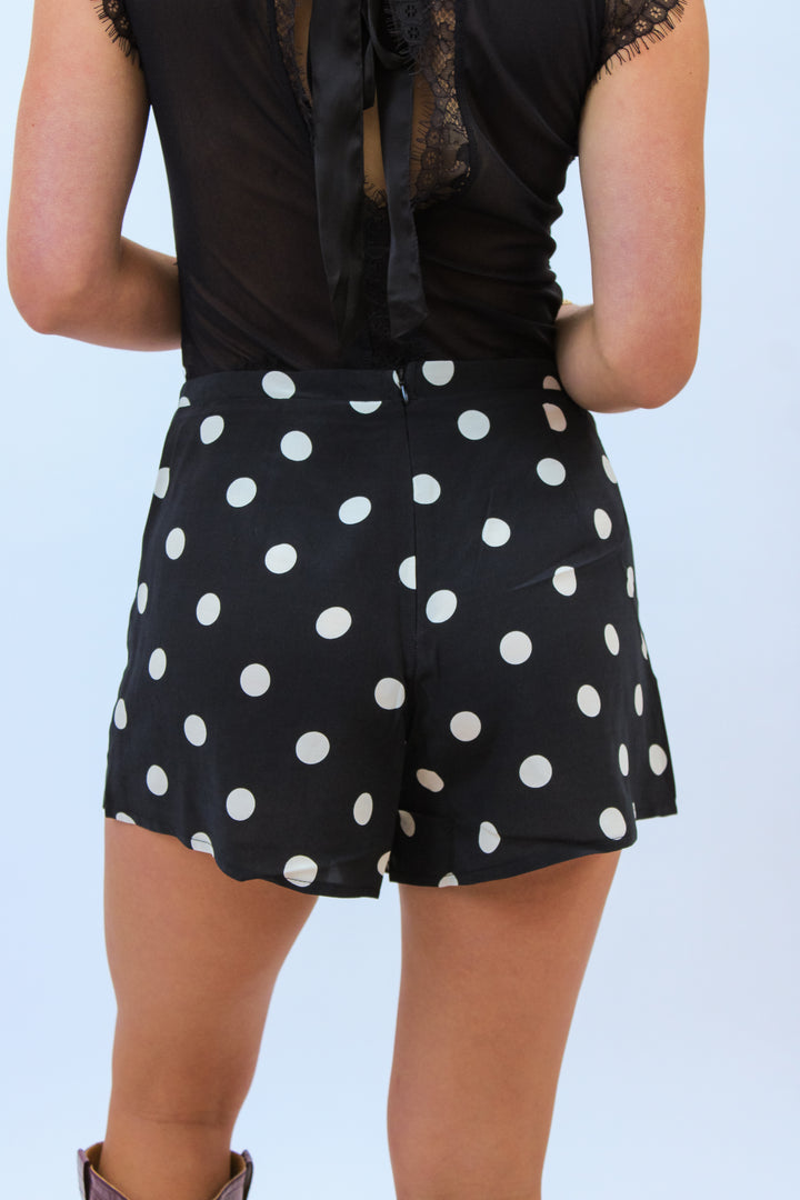 Spot On Shorts, Black/Cream
