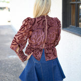 Zoe Top, Rope