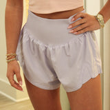 Carpe Diem Short, Iris
