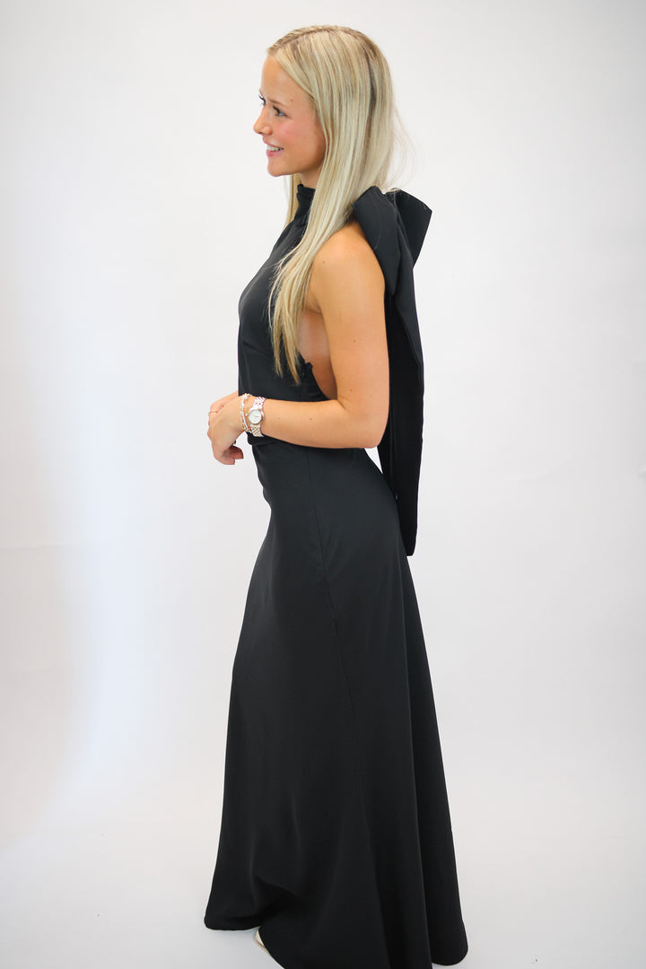 Raising the Bar Midi Dress, Black