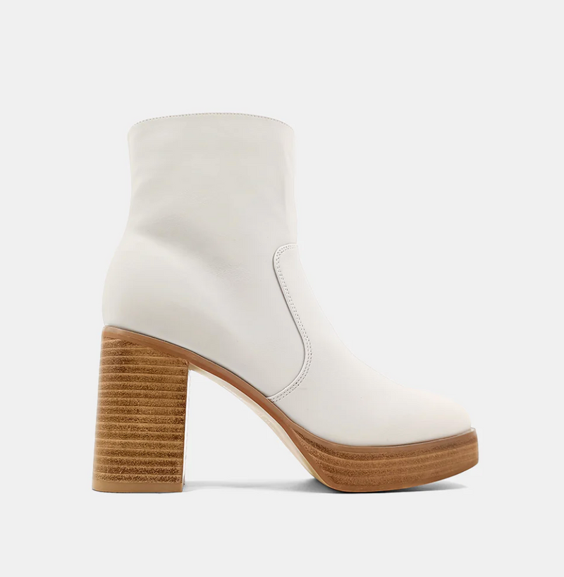 Vernita Boot, Bone