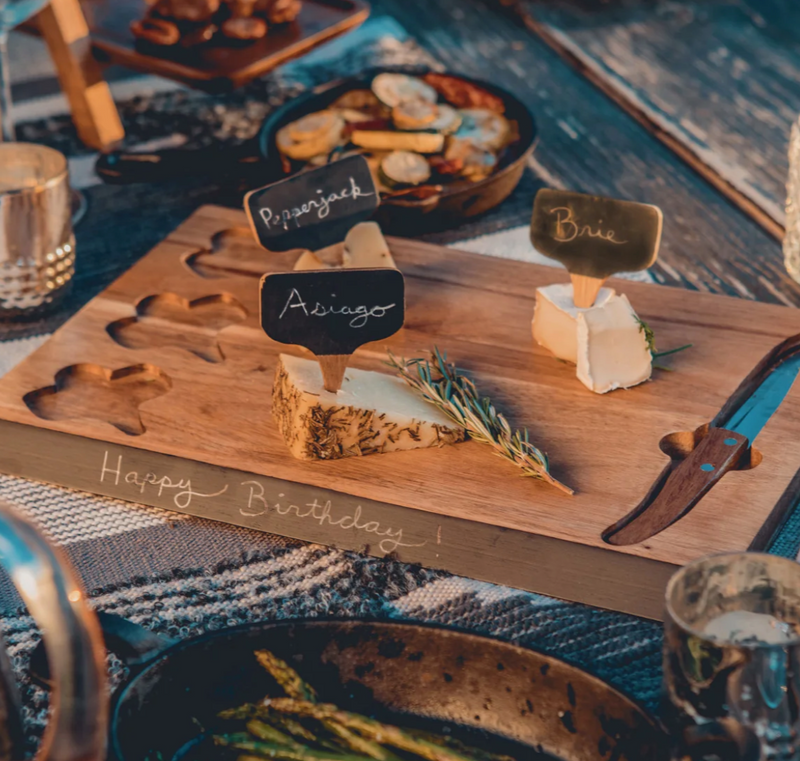 Delio Cheese Board, Acacia Wood