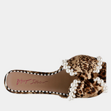 Liah Sandal, Leopard