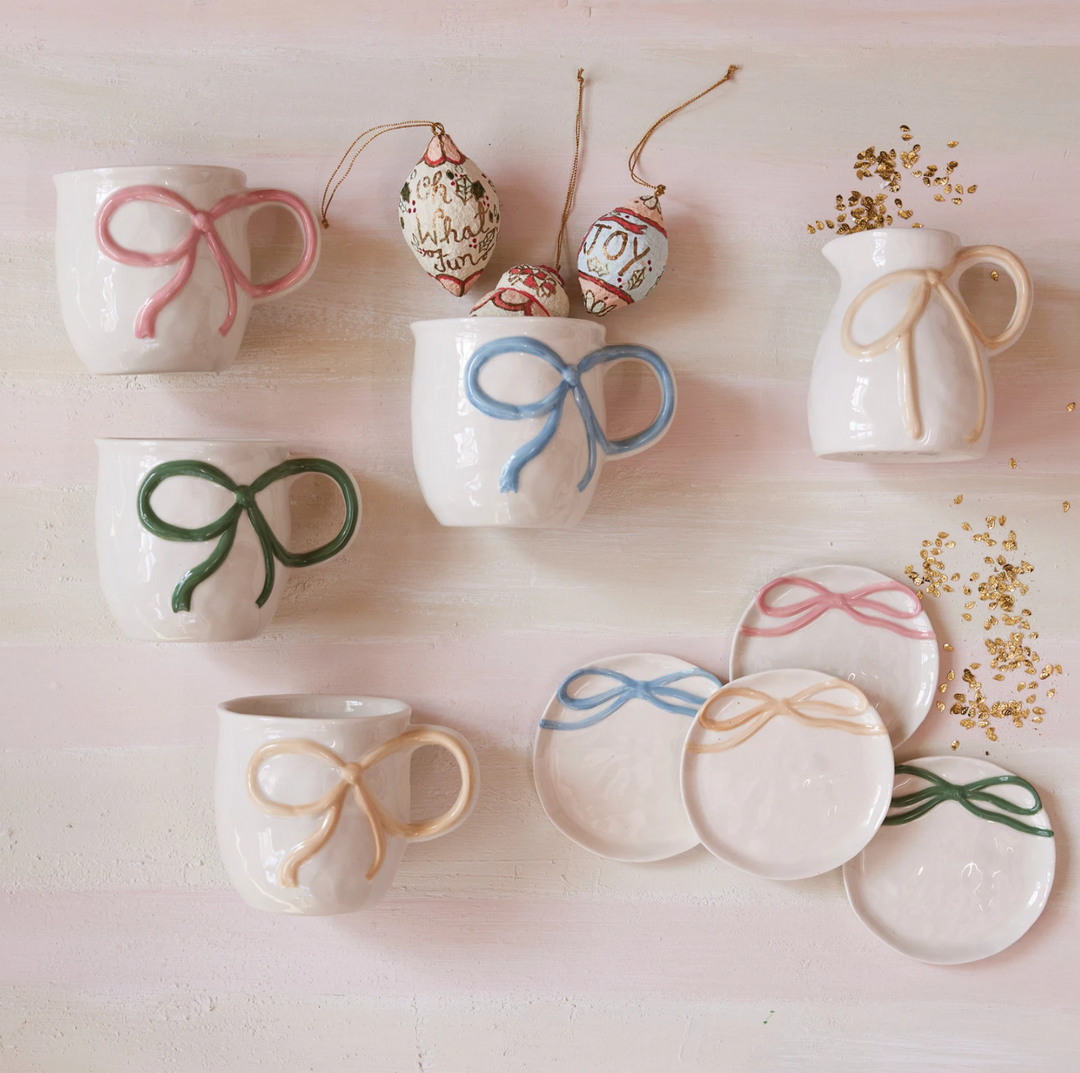 Stoneware Mug with Bow Handle, 18oz