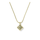 Dira Pearl Short Pendant Necklace, Gold