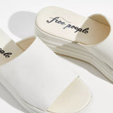 Harbor Flatform Sandals, Vanilla