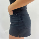 Allure Short Raw Hem, Black Willow