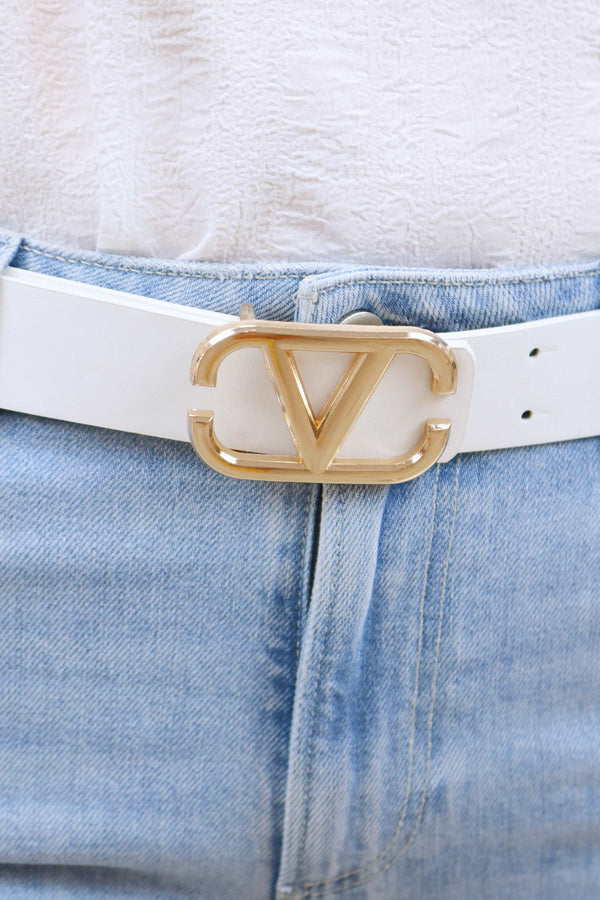 Veronica V Buckle Belt, White